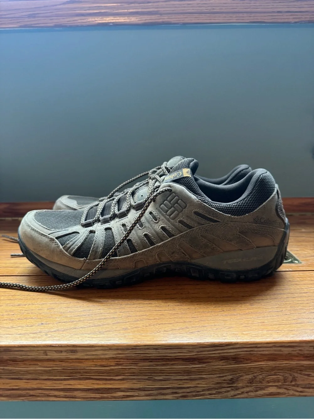 Columbia Men’s Brown Trail Hiking Shoes